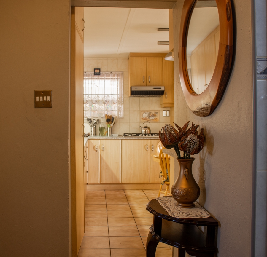 2 Bedroom Property for Sale in Bo Oakdale Western Cape